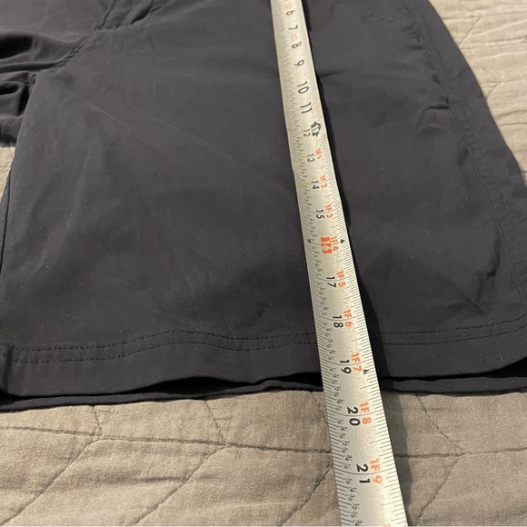 Columbia Omni Shield Advanced Repellency Women’s Black Hiking Cargo Shorts Sz 10 - Picture 6 of 7